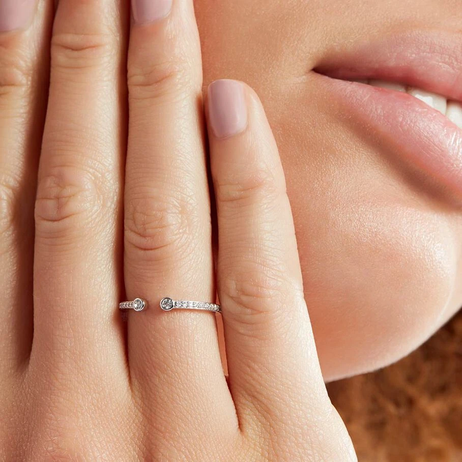 Bague Fine UNIQUE - Cristal / Argenté 2 Bague Fine UNIQUE - Cristal / Argenté – Image 2