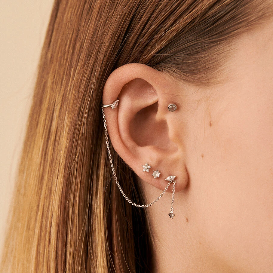 Piercing Ear Cuff AMAS - Cristal / Argenté 2 Piercing Ear Cuff AMAS - Cristal / Argenté – Image 2