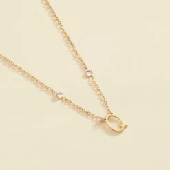 Collier Ras Du Cou LETTRE Q - Cristal / Doré